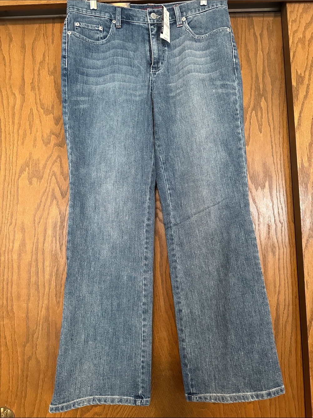 New York & Company Women's Medium Blue Straight Jeans - Petite
